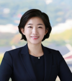 강지은 위원
